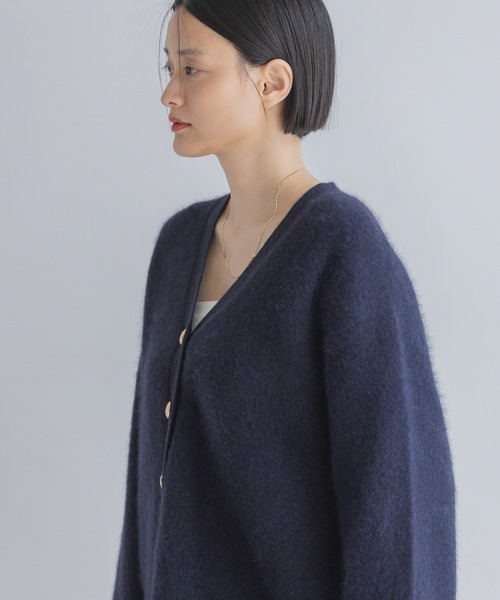 A part by（アパートバイ）の「CNラクーンコンVカーディガン《追加2》（カーディガン/ボレロ・レディース・グレー/アイボリー/ネイビー/ベージュ系その他/ダークブラウン/ホワイト系その他6・FREE）」の9枚目の写真