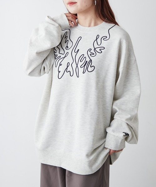 NUNIFE（ユニフィー）の「【UNISEX】コード刺繍スウェット（パーカー・レディース・アイボリー/スミクロ/オートミール・FREE）」の3枚目の写真