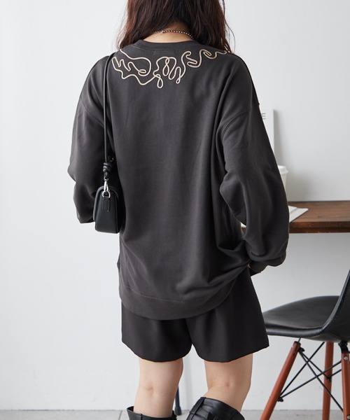 NUNIFE（ユニフィー）の「【UNISEX】コード刺繍スウェット（パーカー・レディース・アイボリー/スミクロ/オートミール・FREE）」の10枚目の写真