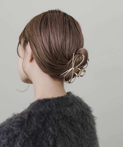 SMELLY（スメリー）の「メタルリボンバンス（バレッタ/ヘアクリップ・レディース・ゴールド・-）」の4枚目の写真