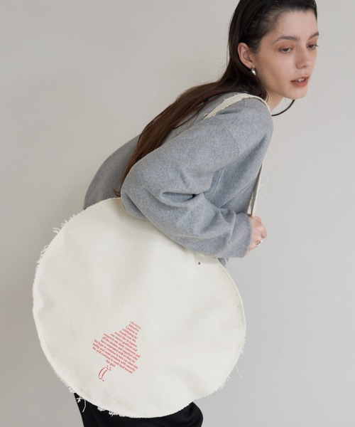 CREDONA(クレドナ)の「CIRCLE TOTE BAG/サークルトートバッグ(トートバッグ・レディース・ブラック/アイボリー・FREE)」の3枚目の写真