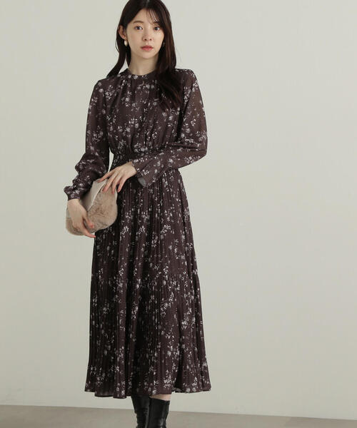 PROPORTION BODY DRESSING(プロポーションボディドレッシング)の「フラワープリントワンピース / 1214240508(ワンピース・レディース・オフホワイト/ブラック/ブラウン/ピンク・SMALL/MEDIUM)」の4枚目の写真