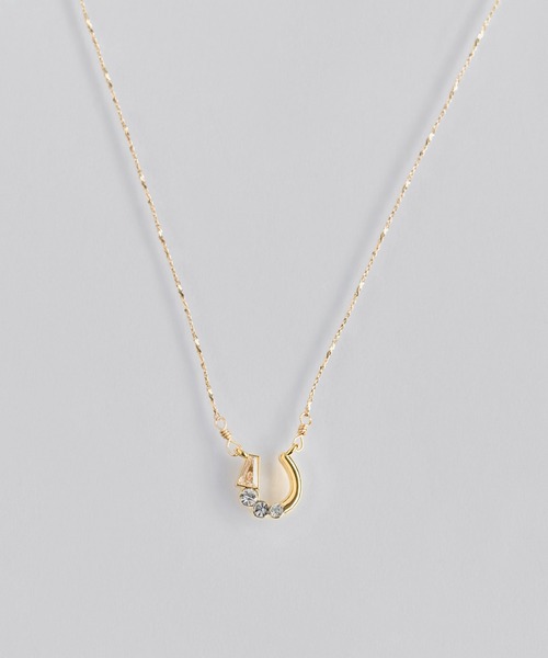 Phoebe（フィービィー）の「【金属アレルギー対応】ラッキーホースシューネックレス/全長:約40.5cm+3cm/ニッケルフリー（ネックレス・レディース・イエローゴールド・FREE）」の4枚目の写真