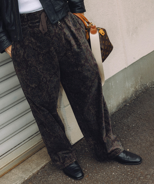 JOURNAL STANDARD(ジャーナルスタンダード)の「《追加》ベロアコード オーバーパンツ(その他パンツ・メンズ・ボルドー/ブラック系その他/コバルトブルー・SMALL/MEDIUM/LARGE)」の3枚目の写真