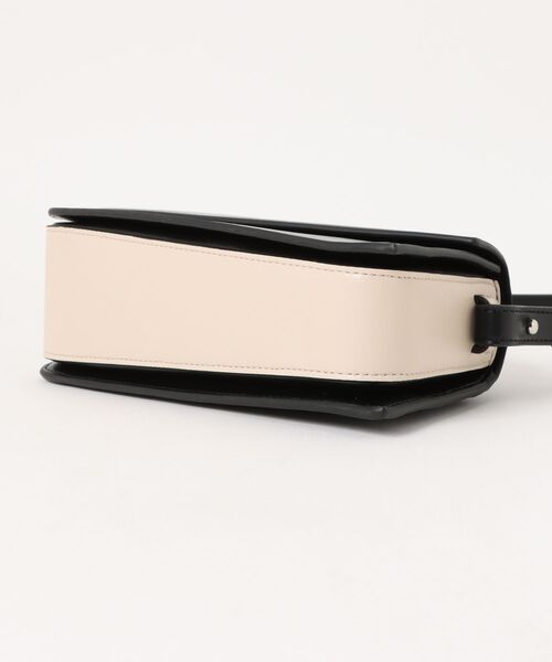 ADD CULUMN(アドカラム)の「【ADD CULUMN】ANGLE SHLD A25S07B374(ショルダーバッグ・レディース・ライトイエロー/ブラック/ホワイト・FREE)」の19枚目の写真