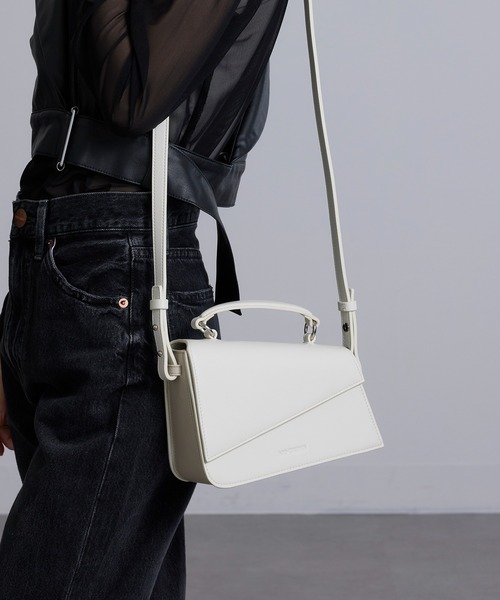 ADD CULUMN(アドカラム)の「【ADD CULUMN】ANGLE SHLD A25S07B374(ショルダーバッグ・レディース・ライトイエロー/ブラック/ホワイト・FREE)」の7枚目の写真