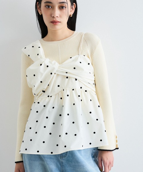 VIS(ビス)の「【洗える】フロッキードットプリントキャミソール(キャミソール・レディース・クリーム/ブラック・FREE)」の1枚目の写真
