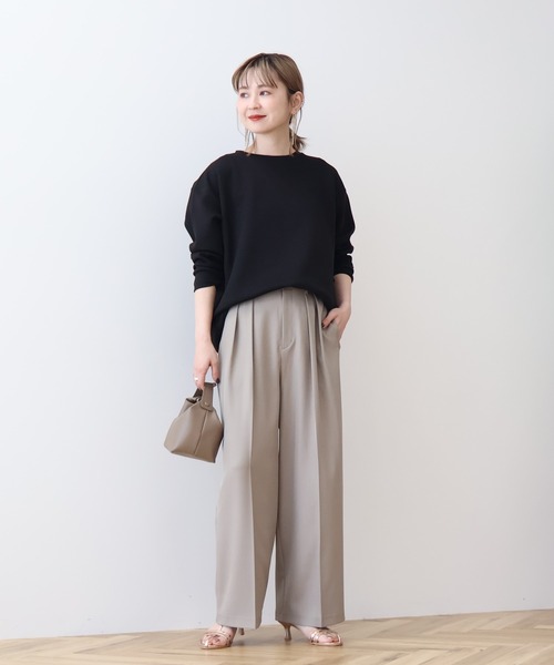 AMERICAN HOLIC（アメリカンホリック）の「【WEB限定】バックフリルポンチプルオーバー（スウェット・レディース・ブラック/グレイッシュベージュ/オートミール・M/L）」の4枚目の写真