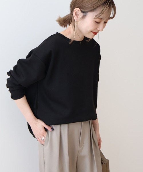 AMERICAN HOLIC（アメリカンホリック）の「【WEB限定】バックフリルポンチプルオーバー（スウェット・レディース・ブラック/グレイッシュベージュ/オートミール・M/L）」の6枚目の写真