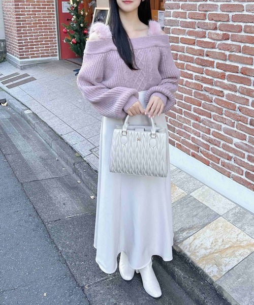 INGNI（イング）の「チャーム付キルティングバッグ（ハンドバッグ・レディース・ブラック/オフホワイト/ベージュ・ONE SIZE）」の10枚目の写真