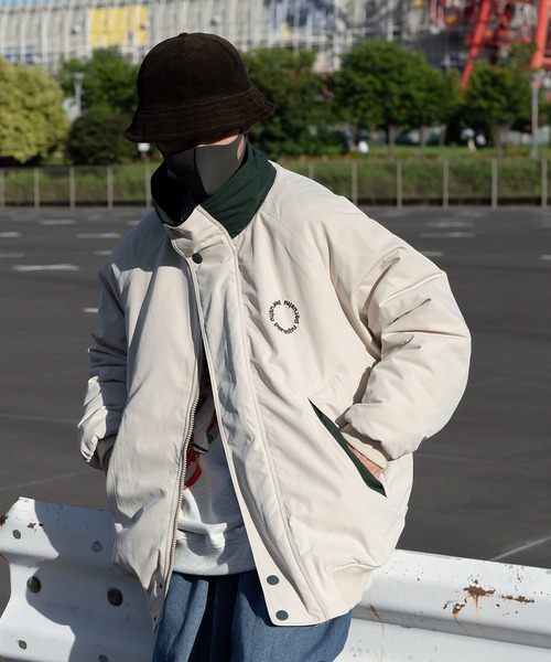 perushuダウンジャケット