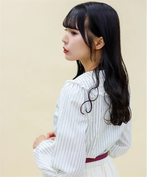 axes femme POETIQUE（アクシーズファムポエティック）の「ブローチ付ピンストライプブラウス（シャツ/ブラウス・レディース・ラベンダー/キナリ/サックスブルー・MEDIUM）」の22枚目の写真