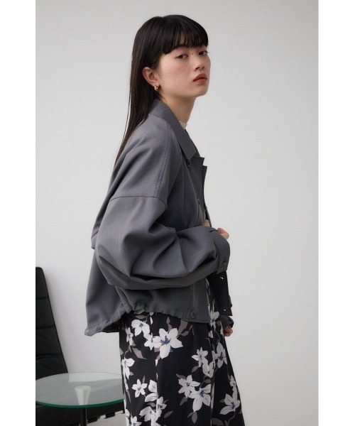 AZUL by moussy（アズールバイマウジー）の「ボリュームスリーブクロップドシャツブルゾン（ブルゾン・レディース・アイボリー/グレー/ブラック・FREE）」の10枚目の写真