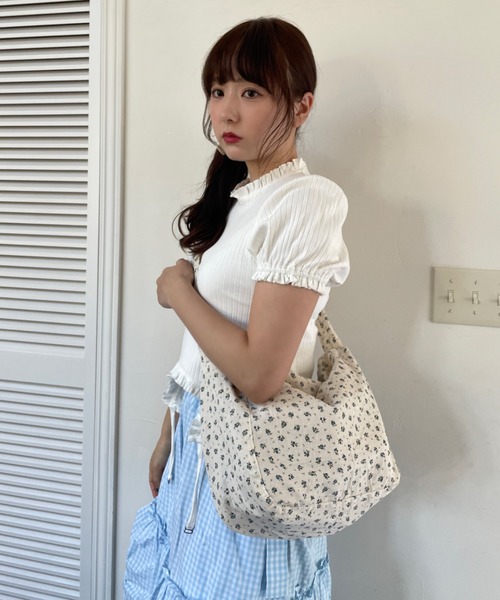 poiregnee（ポワニェ）の「［select］花柄ショルダーバッグ（ショルダーバッグ・レディース・ブルー/レッド・FREE）」の3枚目の写真