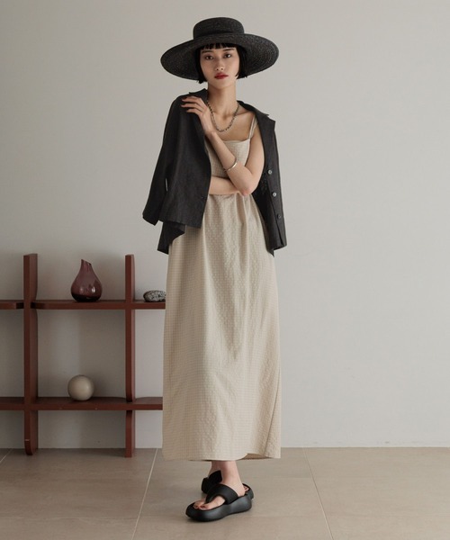 LOWRYS FARM(ローリーズファーム)の「ティアードポコキャミワンピース 289063(ワンピース・レディース・ブラック/ベージュ系その他/アイボリー/ブルー系その他・FREE)」の1枚目の写真