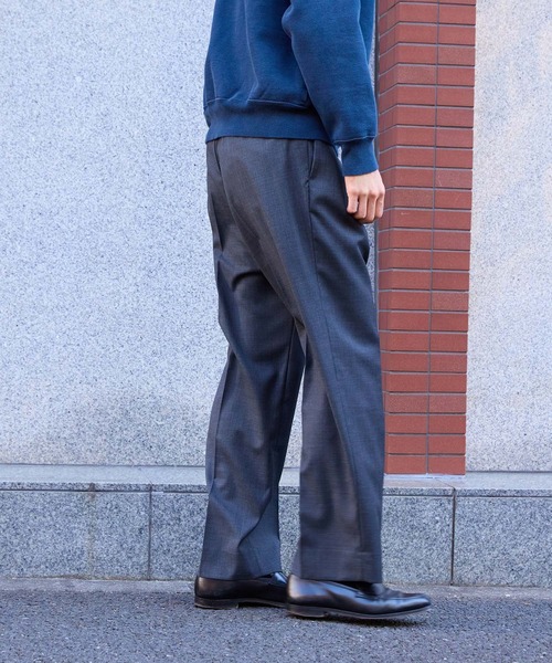 ADAM ET ROPE'(アダムエロペ)の「【WILD LIFE TAILOR】ウーステッド ワイド ストレート スラックス(スラックス・メンズ・チャコールグレー/ブラック/ネイビー・L/M)」の15枚目の写真