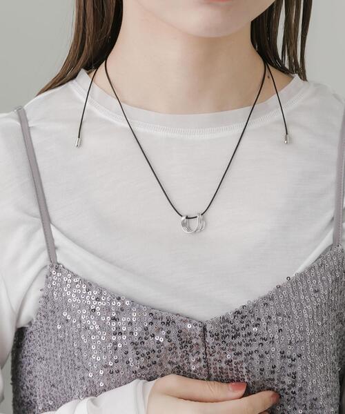 SMELLY（スメリー）の「メタルトップコードチョーカーネックレス（ネックレス・レディース・ブラック・-）」の2枚目の写真