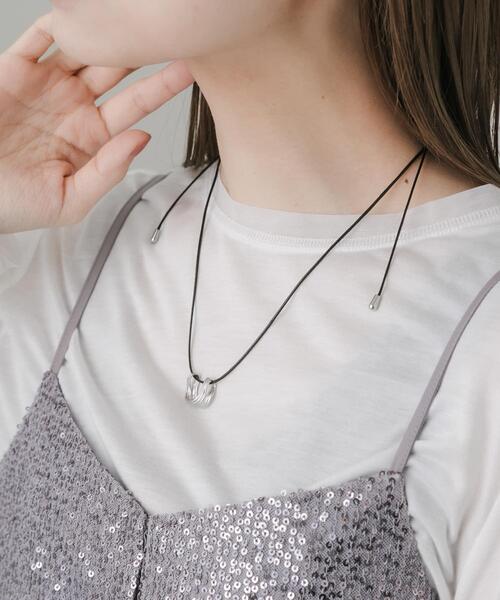 SMELLY（スメリー）の「メタルトップコードチョーカーネックレス（ネックレス・レディース・ブラック・-）」の3枚目の写真