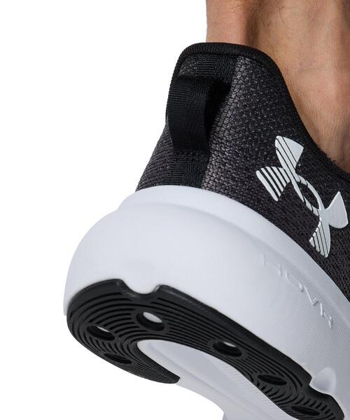 UNDER ARMOUR(アンダーアーマー)の「UAインフィニット(ランニング/メンズ)(スニーカー・メンズ・ブラック・25.5cm/26.5cm/26.0cm/27.5cm/27.0cm/28.0cm/25.0cm/28.5cm/29.0cm)」の9枚目の写真