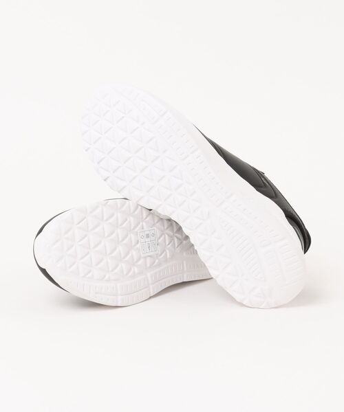 SKECHERS(スケッチャーズ)の「【SKECHERS】 UNO LITE(スリッポン・レディース・オフホワイト/ブラック・22.5cm/23.5cm/24.5cm/23.0cm/24.0cm/25.0cm)」の7枚目の写真