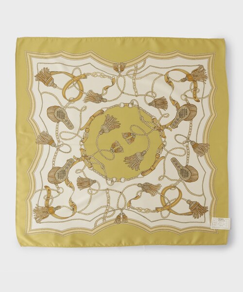 OPAQUE.CLIP（オペークドットクリップ）の「チェーン柄スクエア大判スカーフ（バンダナ/スカーフ・レディース・マスタード/ピンク系/ブルー/ブラック/ブラウン系・00）」の4枚目の写真