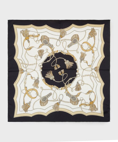 OPAQUE.CLIP（オペークドットクリップ）の「チェーン柄スクエア大判スカーフ（バンダナ/スカーフ・レディース・マスタード/ピンク系/ブルー/ブラック/ブラウン系・00）」の2枚目の写真