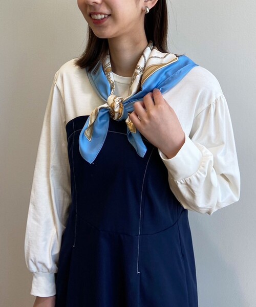 OPAQUE.CLIP（オペークドットクリップ）の「チェーン柄スクエア大判スカーフ（バンダナ/スカーフ・レディース・マスタード/ピンク系/ブルー/ブラック/ブラウン系・00）」の8枚目の写真