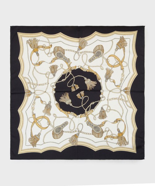 OPAQUE.CLIP（オペークドットクリップ）の「チェーン柄スクエア大判スカーフ（バンダナ/スカーフ・レディース・マスタード/ピンク系/ブルー/ブラック/ブラウン系・00）」の10枚目の写真