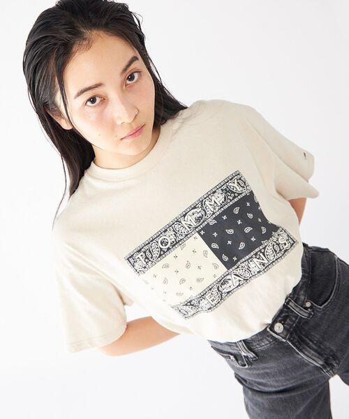 [ JEANS] リラックスペイズリーフラッグTシャツ ★大人気★ セール】リラックスペイズリーフラッグTシャツ（Tシャツ