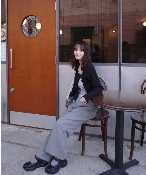 Reurie'（レウリィ）の「ワイドリブパンツ / ロング丈 ウエストゴム 細リブ シンプル カジュアル 韓国 リラックス 旅行 グレー アイボリー（スラックス・レディース・ベージュ/グレー・FREE）」の3枚目の写真