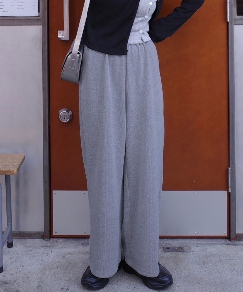 Reurie'（レウリィ）の「ワイドリブパンツ / ロング丈 ウエストゴム 細リブ シンプル カジュアル 韓国 リラックス 旅行 グレー アイボリー（スラックス・レディース・ベージュ/グレー・FREE）」の5枚目の写真
