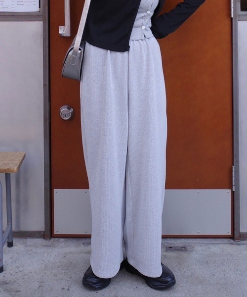 Reurie'（レウリィ）の「ワイドリブパンツ / ロング丈 ウエストゴム 細リブ シンプル カジュアル 韓国 リラックス 旅行 グレー アイボリー（スラックス・レディース・ベージュ/グレー・FREE）」の14枚目の写真