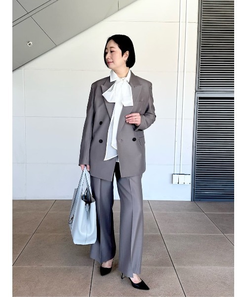 ESTNATION（エストネーション）の「ESTNATION / ウールシルク モヘア タックパンツ（スラックス・レディース・ライトグレー/ブラック・36/38）」の17枚目の写真