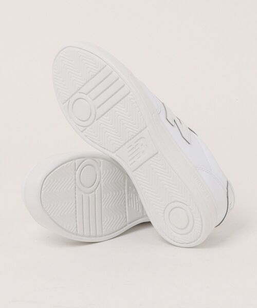 NEW BALANCE(ニューバランス)の「【newbalance】 CT30SC2(スニーカー・レディース・ホワイト・22.5cm/23.0cm/23.5cm/24.0cm/24.5cm/25.0cm)」の2枚目の写真