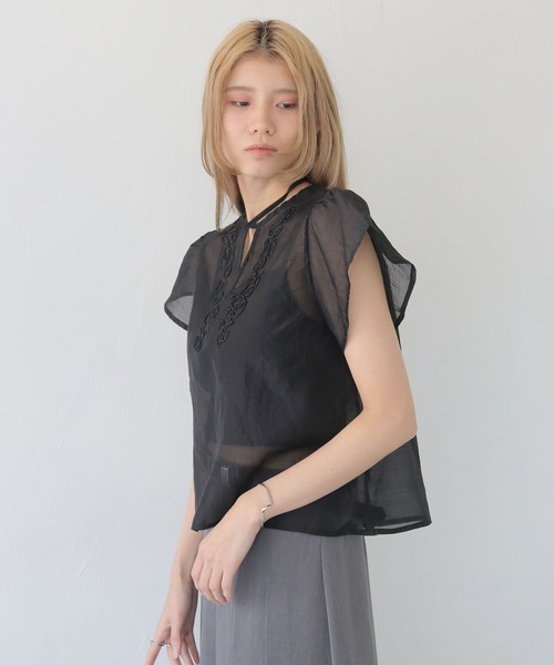 CLEIO(クレイオ)の「【CLEIO】テープ刺繍ネックリボン半袖ブラウス TAPE EMBROIDERY NECK RIBBON BLOUSE/940-13610(シャツ/ブラウス・レディース・ブラック/アイボリー・FREE)」の7枚目の写真