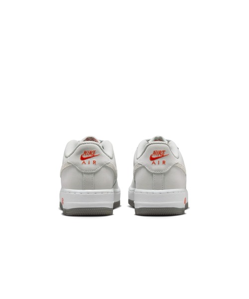 ☆新品未使用☆NIKE エアフォース1 lv8 Jr.シューズ セール】ナイキ エア フォース 1 LV8 ジュニアシューズ / Nike