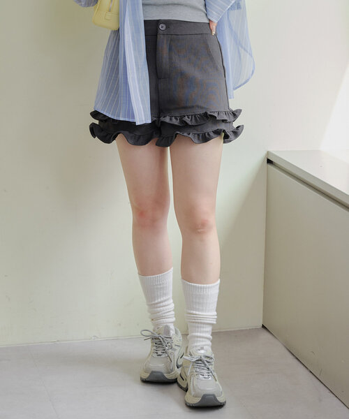 Another Branch olive des olive（アナザーブランチオリーブデオリーブ）の「フリフリショートパンツ（その他パンツ・レディース・ブラック/チャコールグレー・FREE）」の8枚目の写真