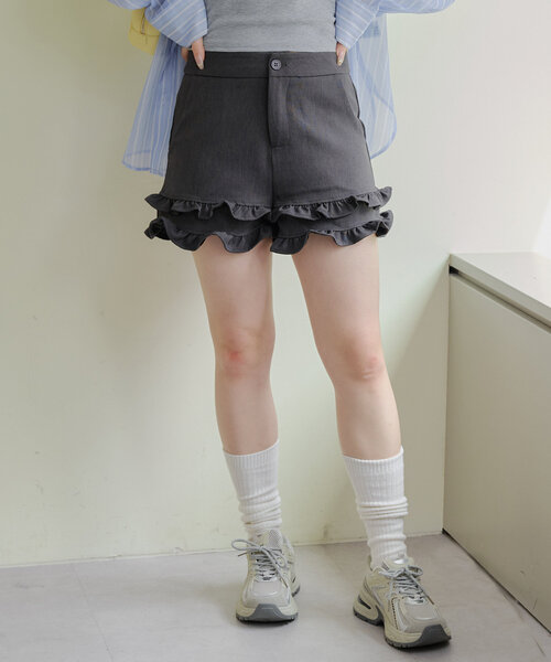 Another Branch olive des olive（アナザーブランチオリーブデオリーブ）の「フリフリショートパンツ（その他パンツ・レディース・ブラック/チャコールグレー・FREE）」の10枚目の写真