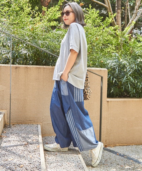 CUBE SUGAR（キューブシュガー）の「4.5オンスデニム切替タックイージーワイドパンツ（デニムパンツ・レディース・インディゴブルー/ブルー系/ネイビー系・M）」の20枚目の写真