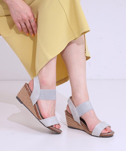 SHOO・LA・RUE(シューラルー)の「【高レビュー/累計販売35万足突破】片手ではけるサンダル シューダル 25SS(サンダル・レディース・ネイビー/ブラック/シルバー/ゴールド/ブロンズ/ピンク系・35/45/25)」の19枚目の写真