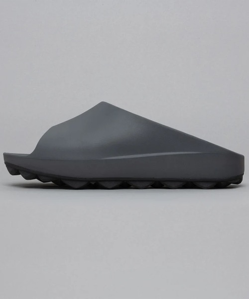 GQ2817◇PPACO : LUX-2 AIR STUDDED SOLE◇9◇ PPACO LUX-2 (AIR STUDDED SOLE®) Open Toe Sandals