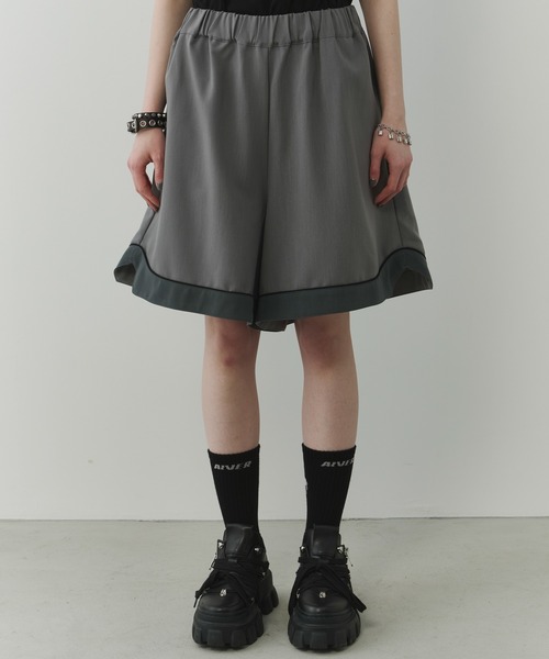 AFF AIVER(エイエフエフアイバー)の「AFF AIVER パイピングワイドバギーショートパンツ(その他パンツ・メンズ・グレー/ブラック/ライトグレー・SMALL/MEDIUM/LARGE)」の16枚目の写真