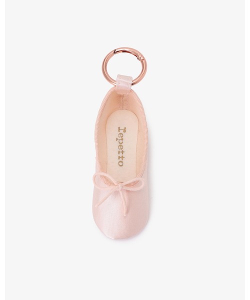 Repetto(レペット)の「〔WEB限定〕ミニ ショーソン キーリング / A0097S(キーホルダー・レディース・ライトピンク・FREE)」の2枚目の写真