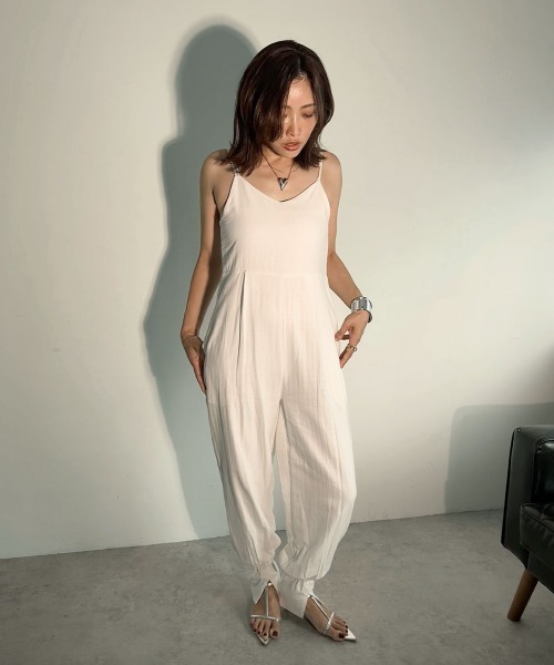 marjour（マージュール）の「HERRINGBONE SALOPETTE（サロペット/オーバーオール・レディース・オフホワイト/ブラウン・M/L）」の4枚目の写真