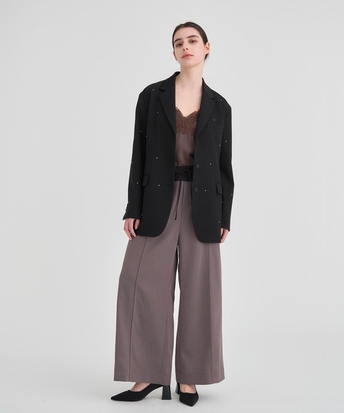 RITAN（リタン）の「【RITAN/リタン】Back Slit Motif TailoredJacket/バックスリットモチーフテーラードジャケット（テーラードジャケット・レディース・ブラック・1）」の2枚目の写真