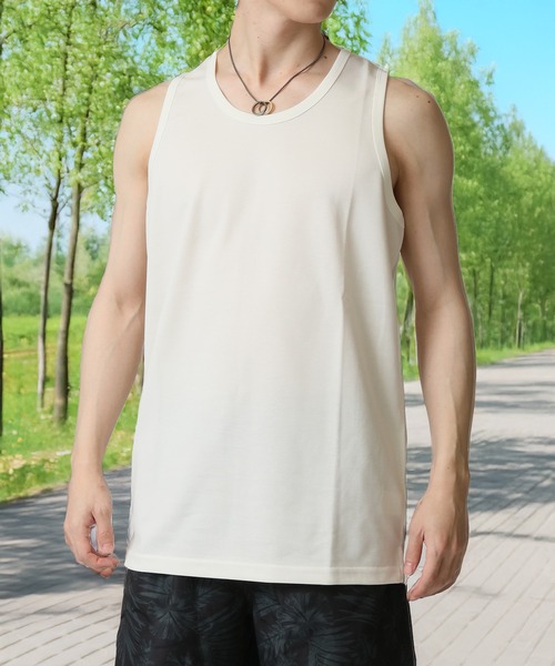TopIsm(トップイズム)の「吸汗速乾ストレッチ 無地 タンクトップ ノースリーブ(タンクトップ・メンズ・ブルー/カーキ/ベージュ/ブラック/ホワイト/チャコール・L/M/LL)」の3枚目の写真
