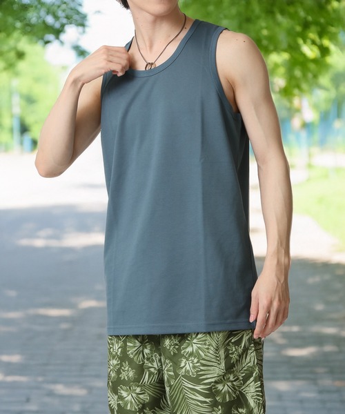 TopIsm(トップイズム)の「吸汗速乾ストレッチ 無地 タンクトップ ノースリーブ(タンクトップ・メンズ・ブルー/カーキ/ベージュ/ブラック/ホワイト/チャコール・L/M/LL)」の2枚目の写真