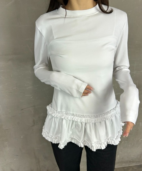 tolene(トレネ)の「ヘムフリル チュニック丈 ロングスリーブ トップス(Tシャツ/カットソー・レディース・ホワイト・FREE)」の3枚目の写真