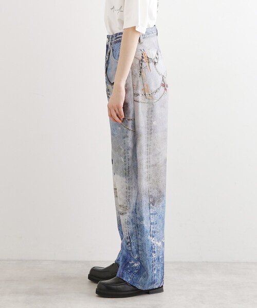 tk.TAKEO KIKUCHI(ティーケータケオキクチ)の「グラフィティデニム(デニムパンツ・レディース・ブルー・66)」の4枚目の写真