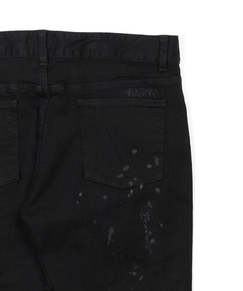 The DUFFER of ST.GEORGE(ザダファーオブセントジョージ)の「【WEB限定アイテム】「GUM STRETCH DENIM」REPAIR&PAINT 5PKT PANTS :超伸縮「ガムストレッチ デニム」ダメージ&ペイント加工 ブラックデニム(デニムパンツ・メンズ・ブラック・SMALL/MEDIUM/LARGE/X-LARGE)」の9枚目の写真
